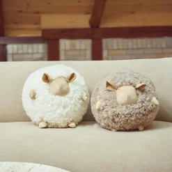 Cute Sheep rund pude Ø 26 cm, white/beige