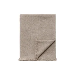 Haya Throw, pure soil
